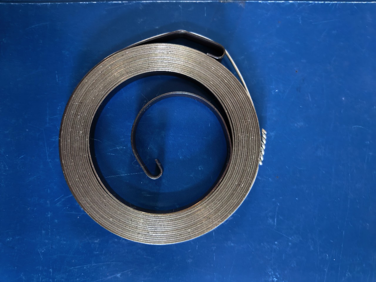 Outboard machine start spring coiling T40. F15. T18. F25. F4. F8. T60. T3.6 etc. Variety complete! Specification drawing