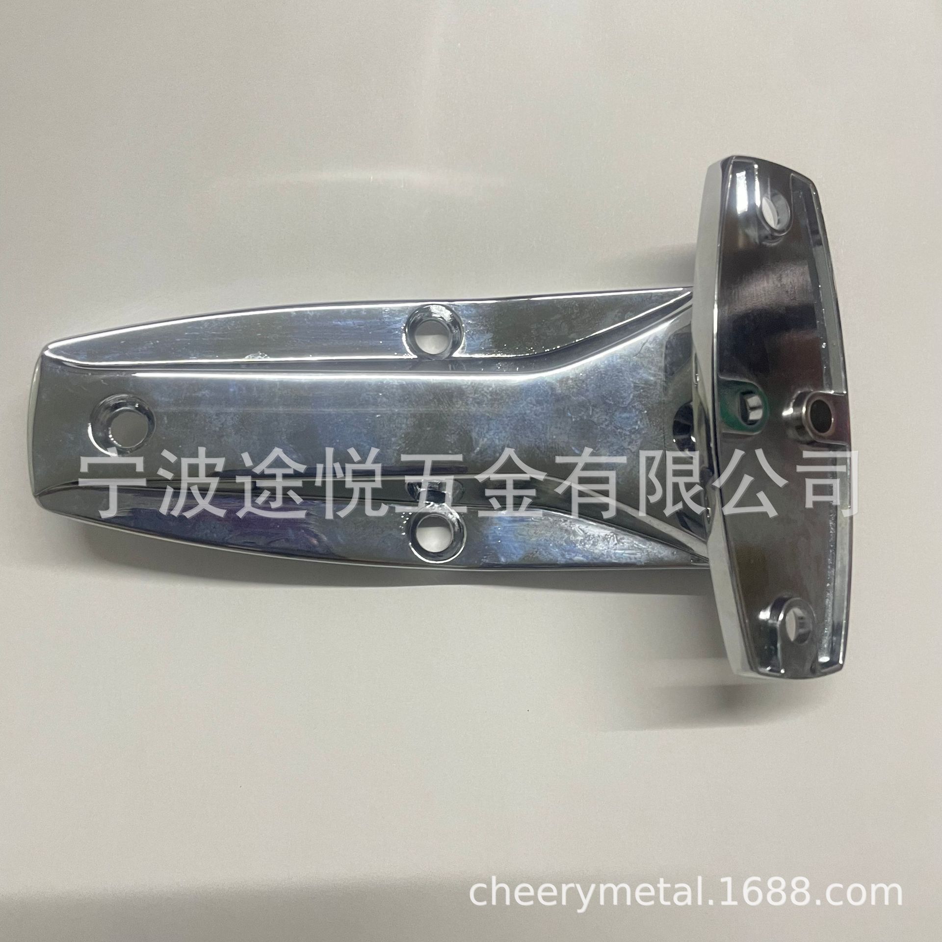The manufacturer supplies car body hinges, car door hinges, zinc alloy hinges with chrome-plated surfaces details Picture