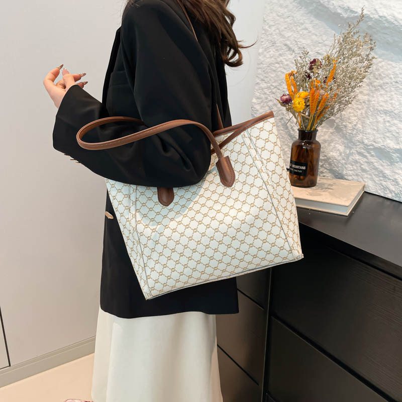 Cross-border bag, women's large-capacity 2024 new versatile and high-end single-shoulder crossbody bag, commuting fashion tote bag Specification drawing