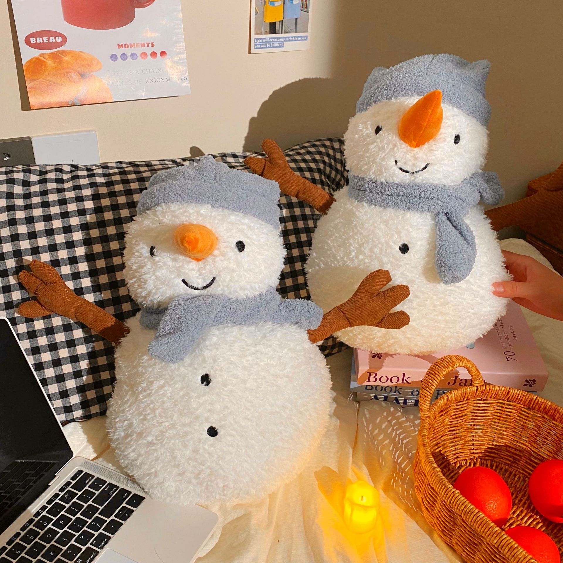 Blue Hat Snowman Hot Water Bag, new portable and cute student no-water-filling explosion-proof electric hot water bag, warm water bag, hand warmer full figure