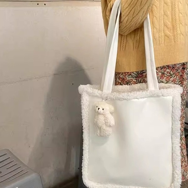 01233 Retro solid color lambskin bag, women's patchwork design sense, underarm commuting bag for work, single-shoulder crossbody bag Specification drawing