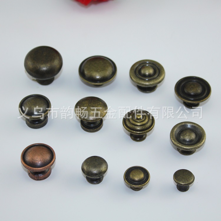 12 types of antique-style drawer handles, alloy retro round handles, home decoration wardrobe door handles, button handles, single holes Application Scenario