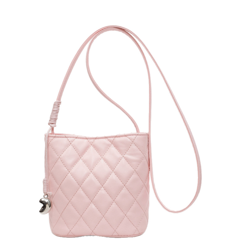 2025 New high-end and fashionable embroidered diamond-shaped bucket bag for women, simple solid color, trendy commuting single-shoulder crossbody bag Item Picture