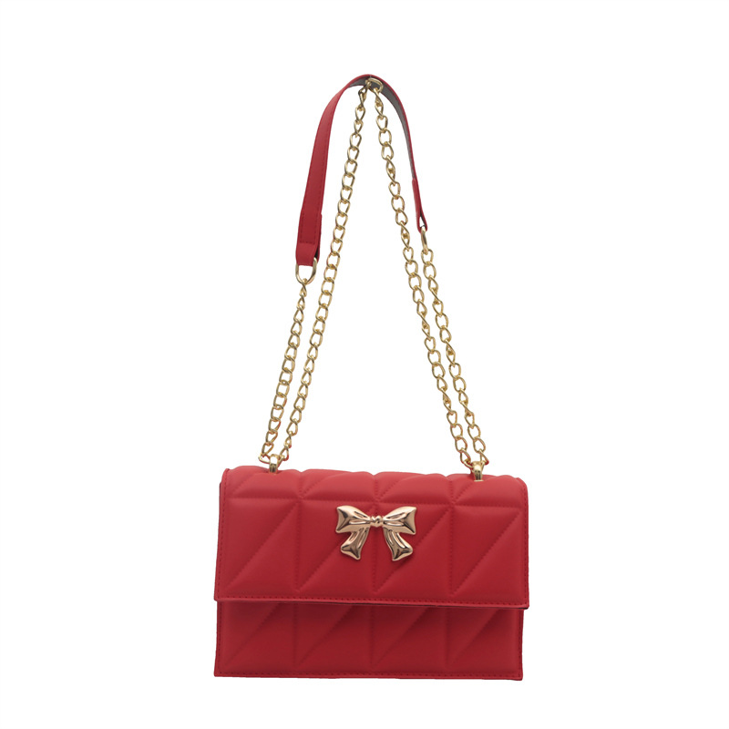 A trendy butterfly magnetic clasp underarm bag for women's 2024 autumn and winter collection, a stylish small square bag, a single-shoulder crossbody bag for women Item Picture