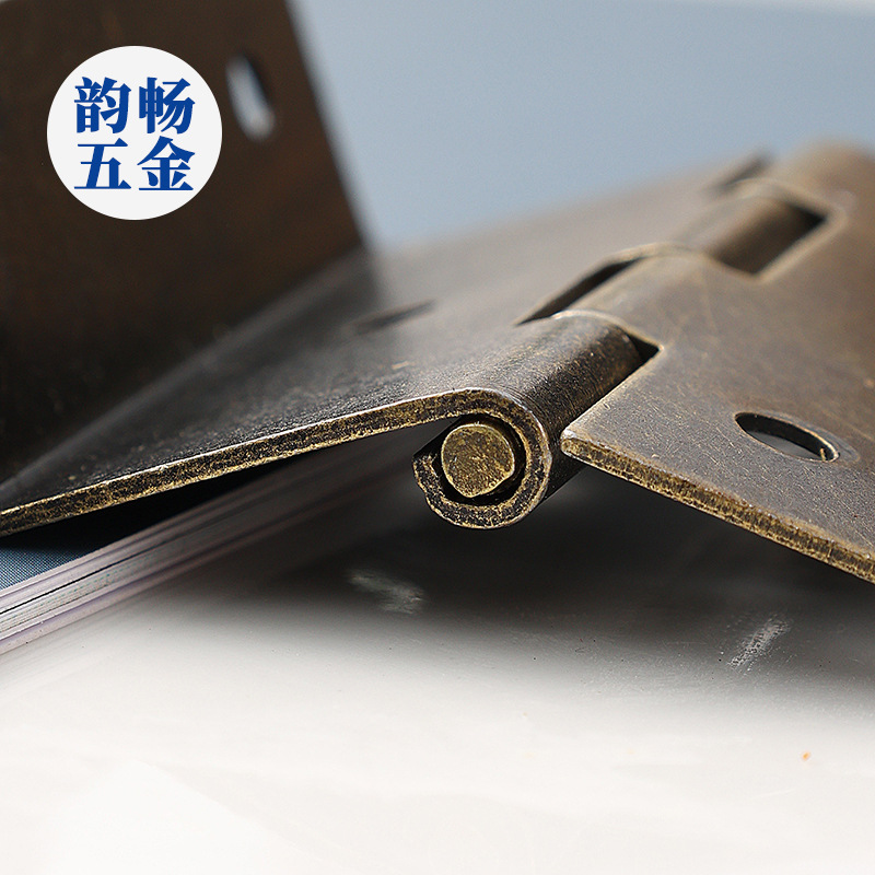 Three-fold folding wooden box gift box hinges, right-angle hinges, 5-hole hinges, packaging hardware accessories, 180-degree cabinet door hinges Application Scenario