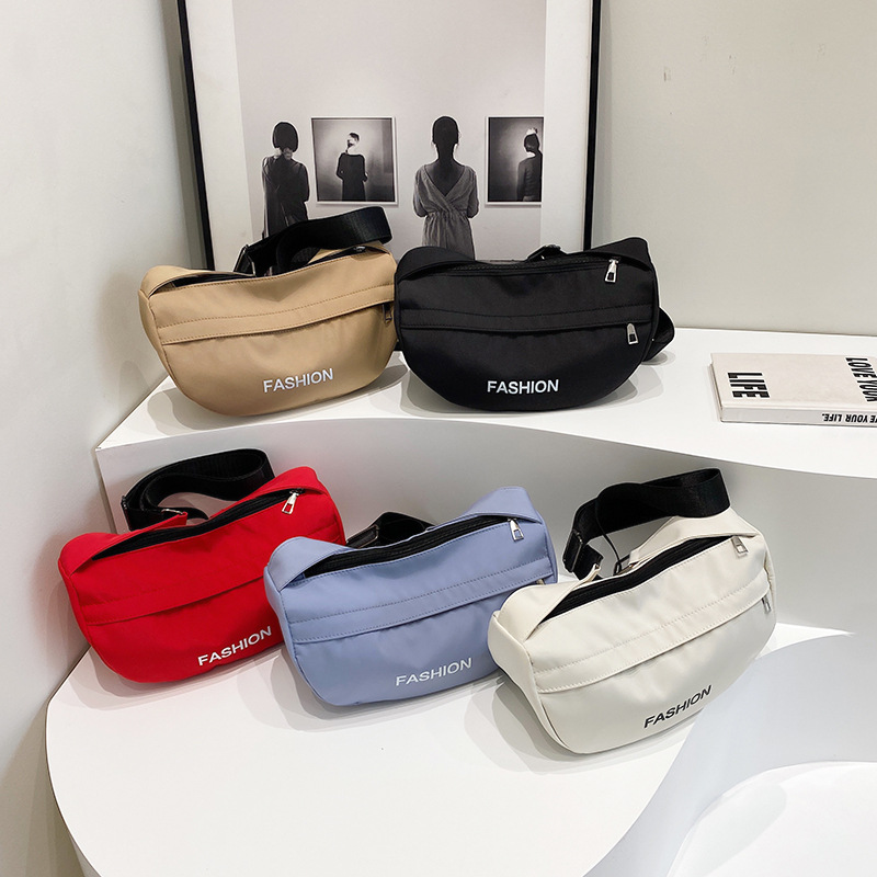 Factory direct sales of casual and sporty single-shoulder bags, 2024 new trendy small bags, large-capacity crossbody bags for women wholesale full figure