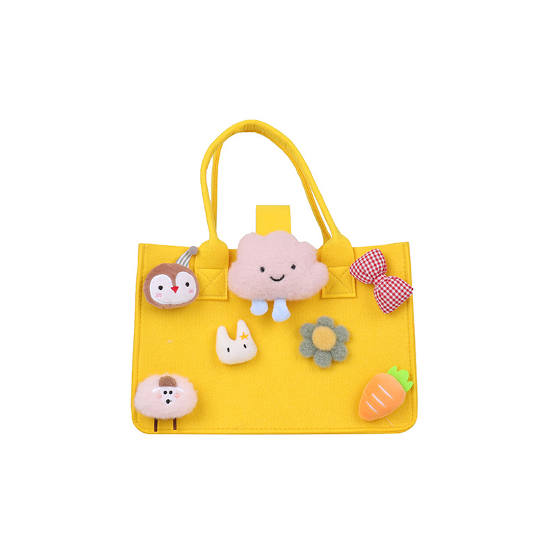Xiaohongshu's full moon felt souvenir gift bag, children's festival cartoon gift bag, baby souvenir shopping bag Item Picture