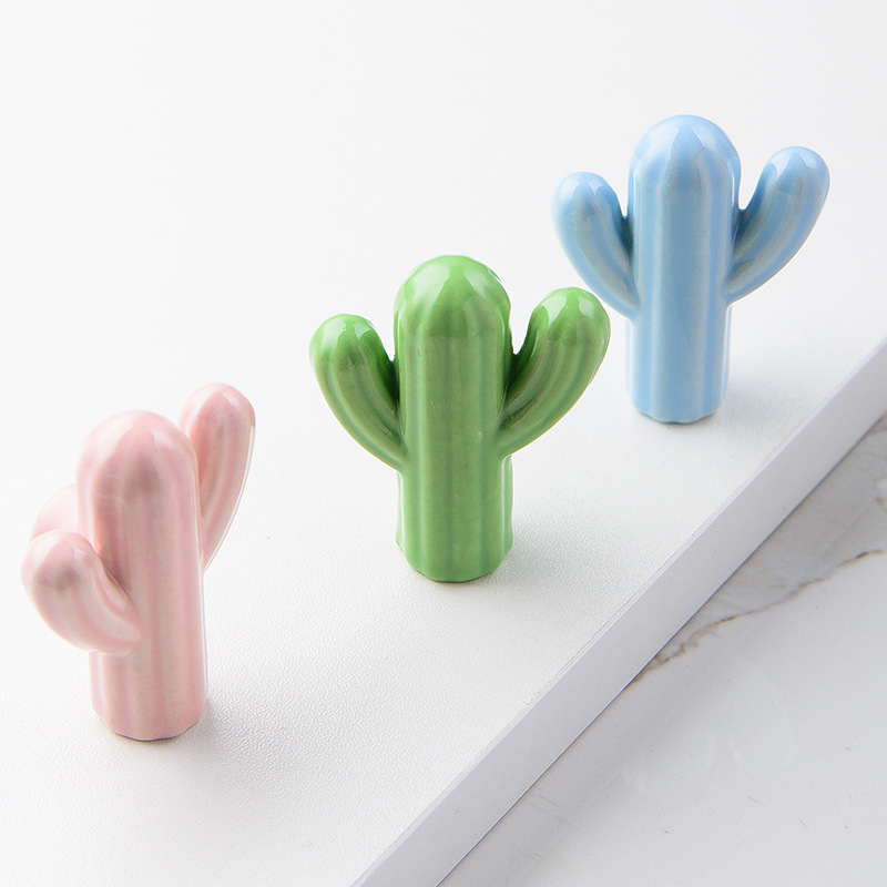 Creative ceramic handles, modern children's room handles, cactus ceramic cabinets, wardrobes, drawer handles, furniture accessories Specification drawing