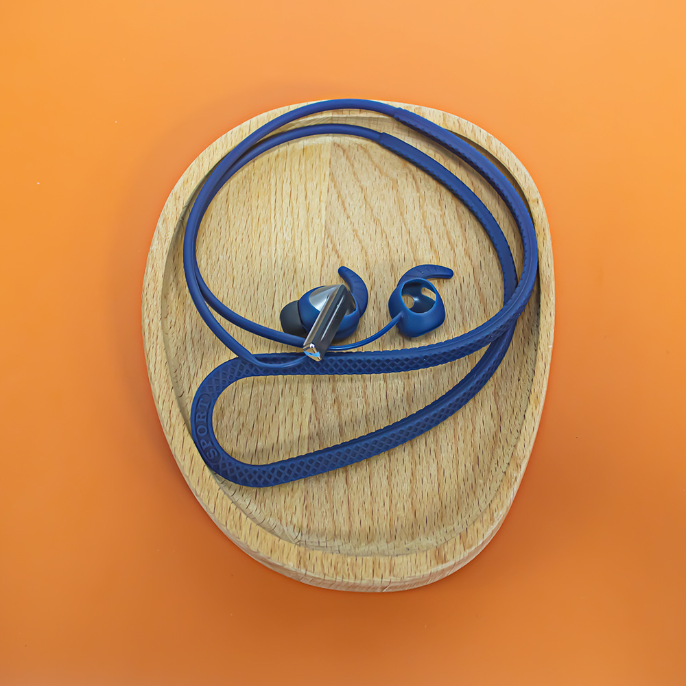 It is suitable for SAMSUNG Galaxy Buds 3 pro Bluetooth headphones. The handle is made of silicone anti-loss rope and hangs around the neck Application Scenario