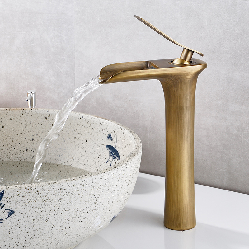 European-style all-copper antique faucets, washbasins, basins, waterfall faucets, retro washbasins, bathroom hot and cold water faucets raised details Picture