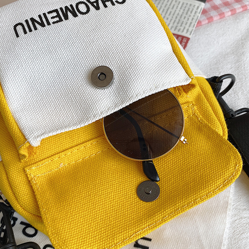 Cute little bag, women's crossbody canvas bag, 2020 new Korean style Instagram girl student single-shoulder bag, stylish and fashionable Application Scenario