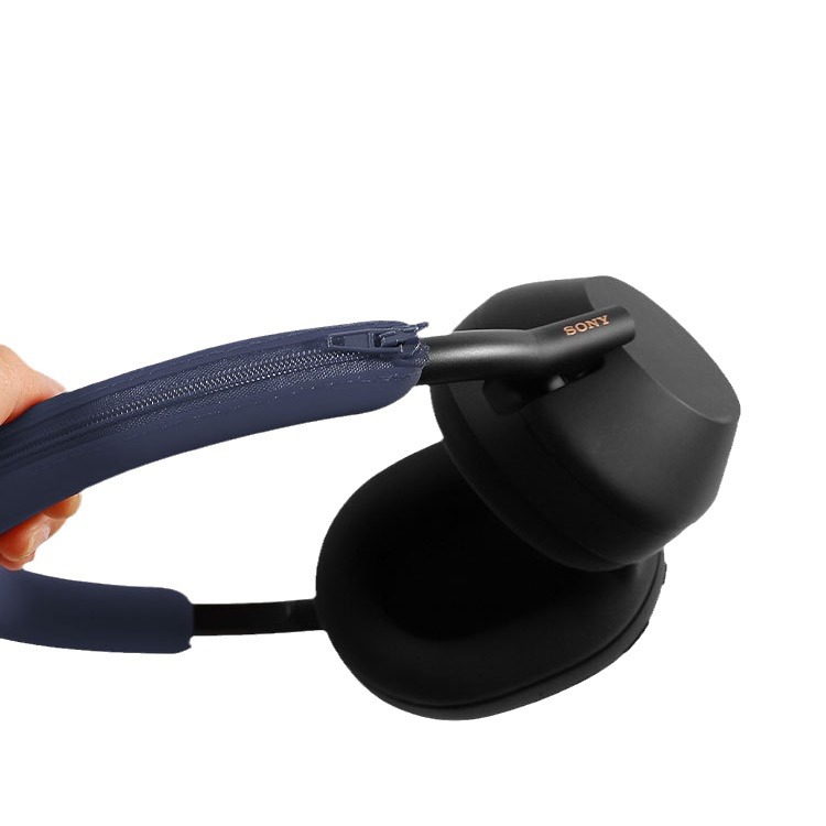 This is a three-piece set for Sony WH-1000XM5 headphones, including ear cups, protective covers, ear cap covers, headband covers and shell covers Item Picture