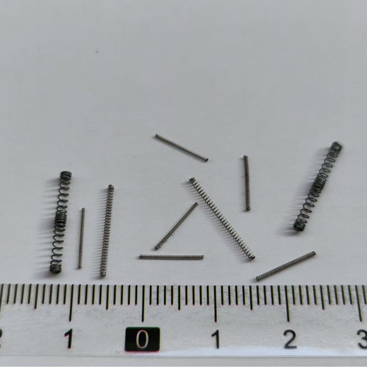 Probe, small spring, probe, micro spring, ejector pin, small spring, electronic and electrical spring, electronic probe spring details Picture