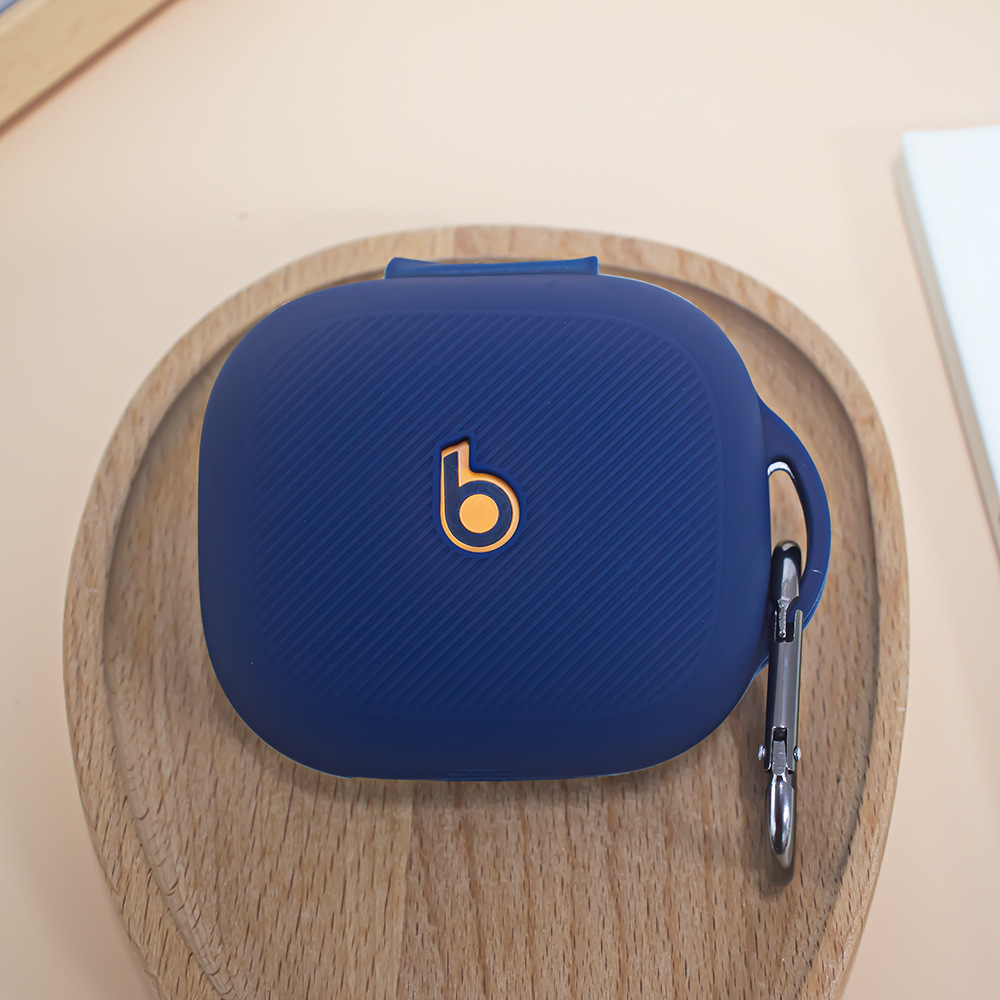This silicone protective case for the Powerbeats Pro 2 Bluetooth sports headphones is shockproof and scratch-resistant Specification drawing