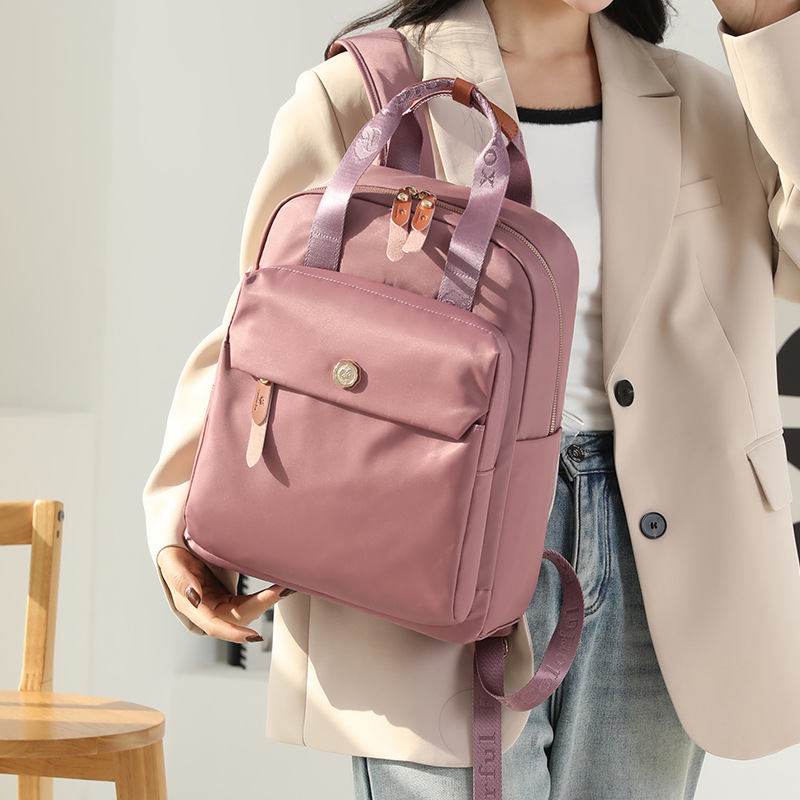 Colorful Fox's new backpack is a fashionable and trendy Korean-style backpack for women and an outdoor casual portable travel bag details Picture
