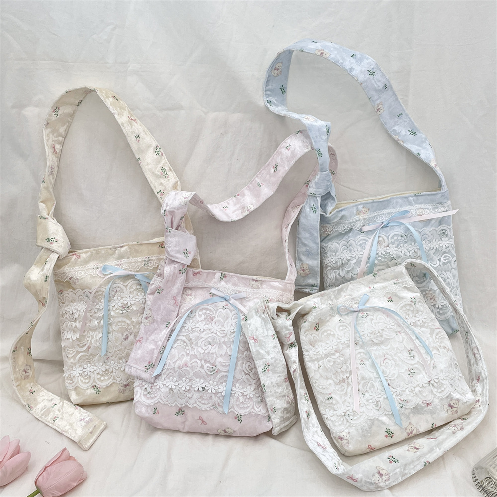 5441 Silk-textured chiffon single-shoulder underarm bag, cute little bear crossbody bag for girls, hand-held canvas bag for shopping full figure