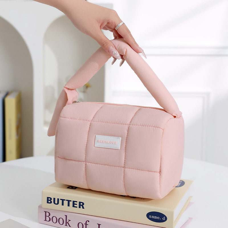 Runhui Puff handbag, candy-colored cotton filling makeup storage bag, Shopping mobile phone bag, hand-held makeup bag, large capacity full figure
