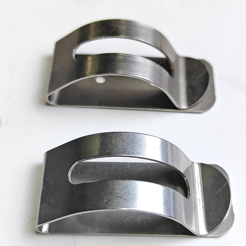 301 stainless steel pipe clamps, fixed clamps, clamps, pipe clamps, fixed U-shaped clamps, clamps Application Scenario