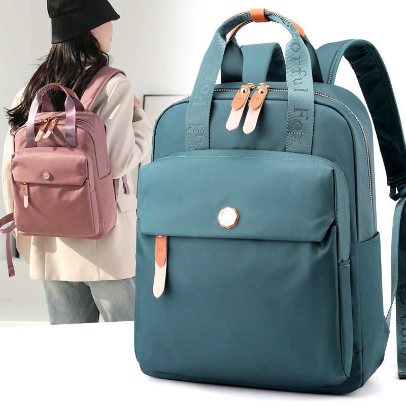 Colorful Fox's new backpack is a fashionable and trendy Korean-style backpack for women and an outdoor casual portable travel bag full figure