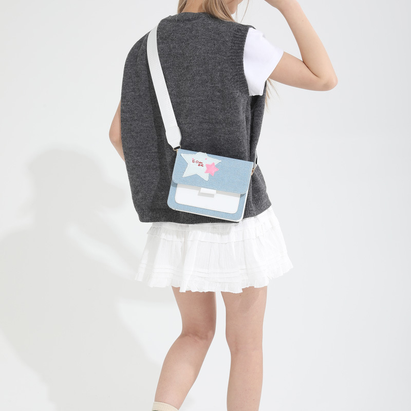 New 2024 autumn/winter fashion color-blocking hand-held crossbody bag, wide-band versatile ins single-shoulder bag, small square bag and commuter bag details Picture