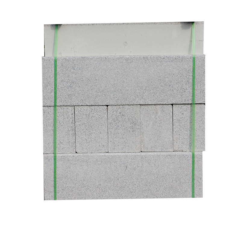Road engineering: Five-flower road curbstone, granite curb stone, roadside stone, sesame grey curb stone, drainage stone Item Picture