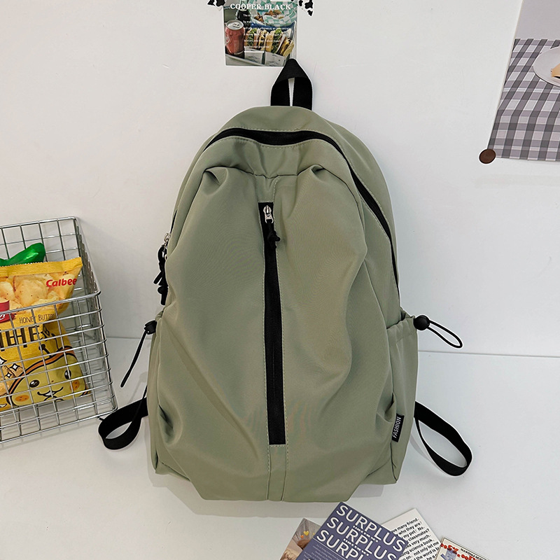 New student schoolbags, large-capacity hiking bags, high school students' backpacks for traveling, casual and lightweight backpacks for girls Application Scenario