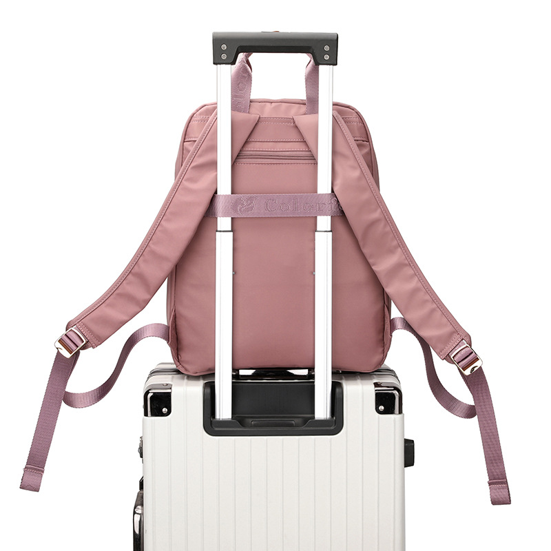 Colorful Fox's new backpack is a fashionable and trendy Korean-style backpack for women and an outdoor casual portable travel bag Application Scenario