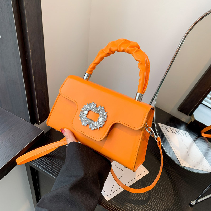 bags' new diamond-encrusted small square bag 2023 autumn new candy color handbag, stylish and high-quality single-shoulder crossbody bag Application Scenario