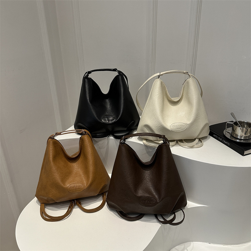 Popular casual 2024 retro new large-capacity commuting solid color trendy multi-functional backpack single-shoulder tote women's bag Application Scenario
