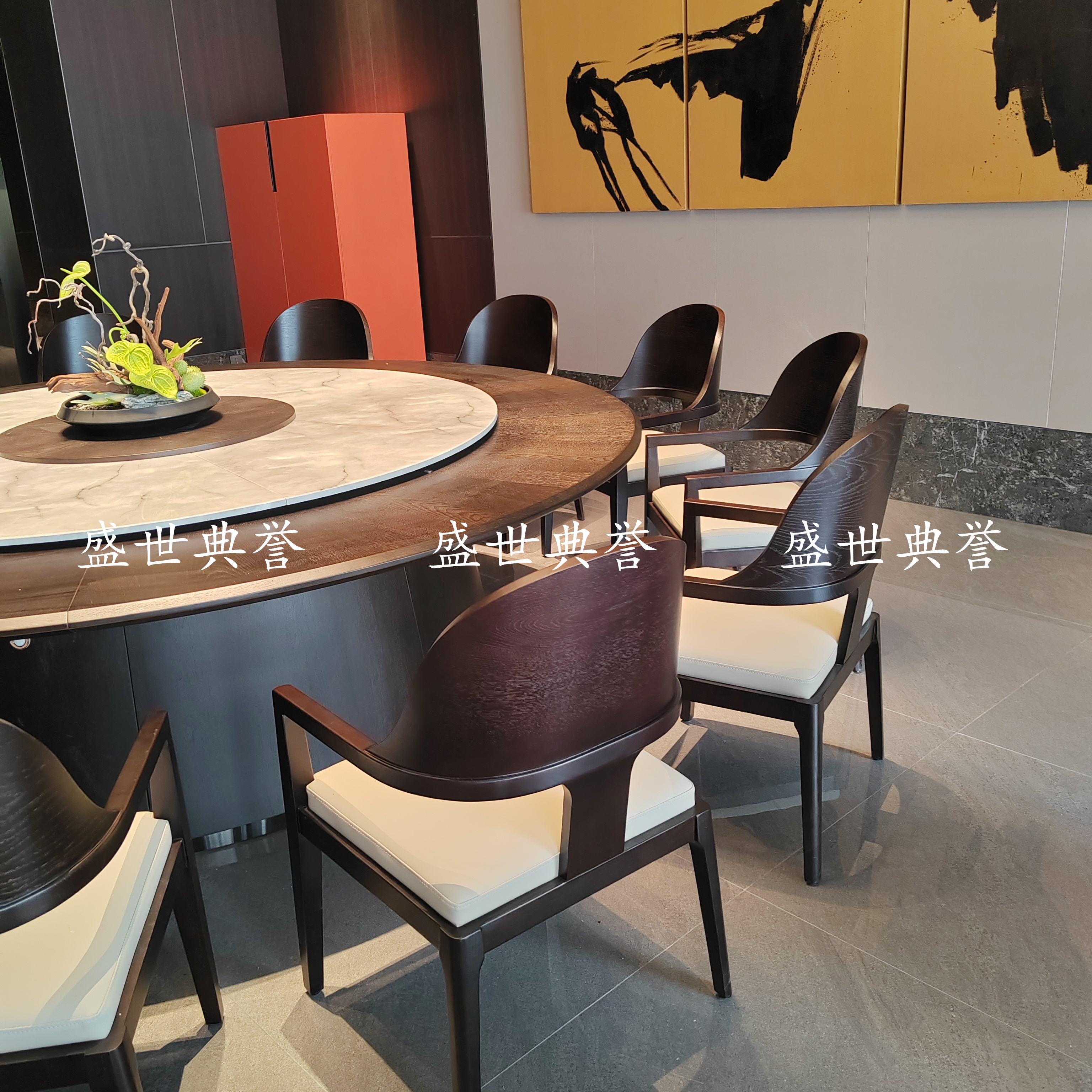 成套餐桌椅实物图