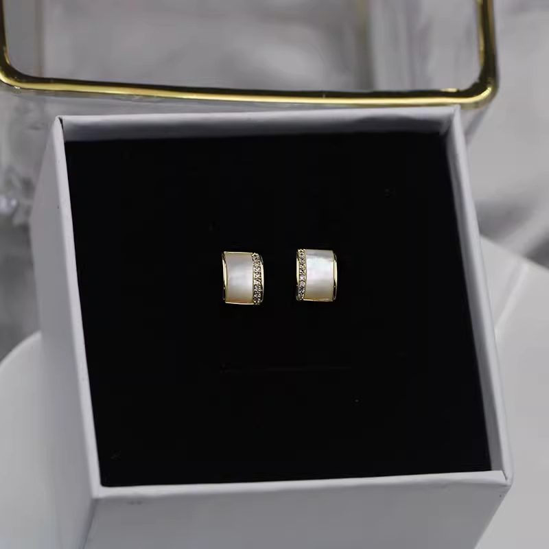 饰品/耳饰/耳钉/3对耳钉/滴油产品图