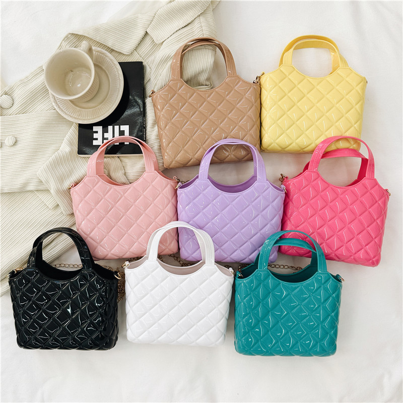2025 Summer new PVC jelly bags, children's bags, mini small bags, cosmetic bags, hand-held diamond-shaped basket women's bags full figure