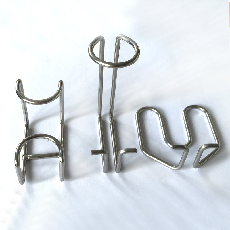 304 stainless steel wire is flattened, steel wire is bent into shape, and the special-shaped iron wire is baked and painted as a handicraft, which is durable Application Scenario