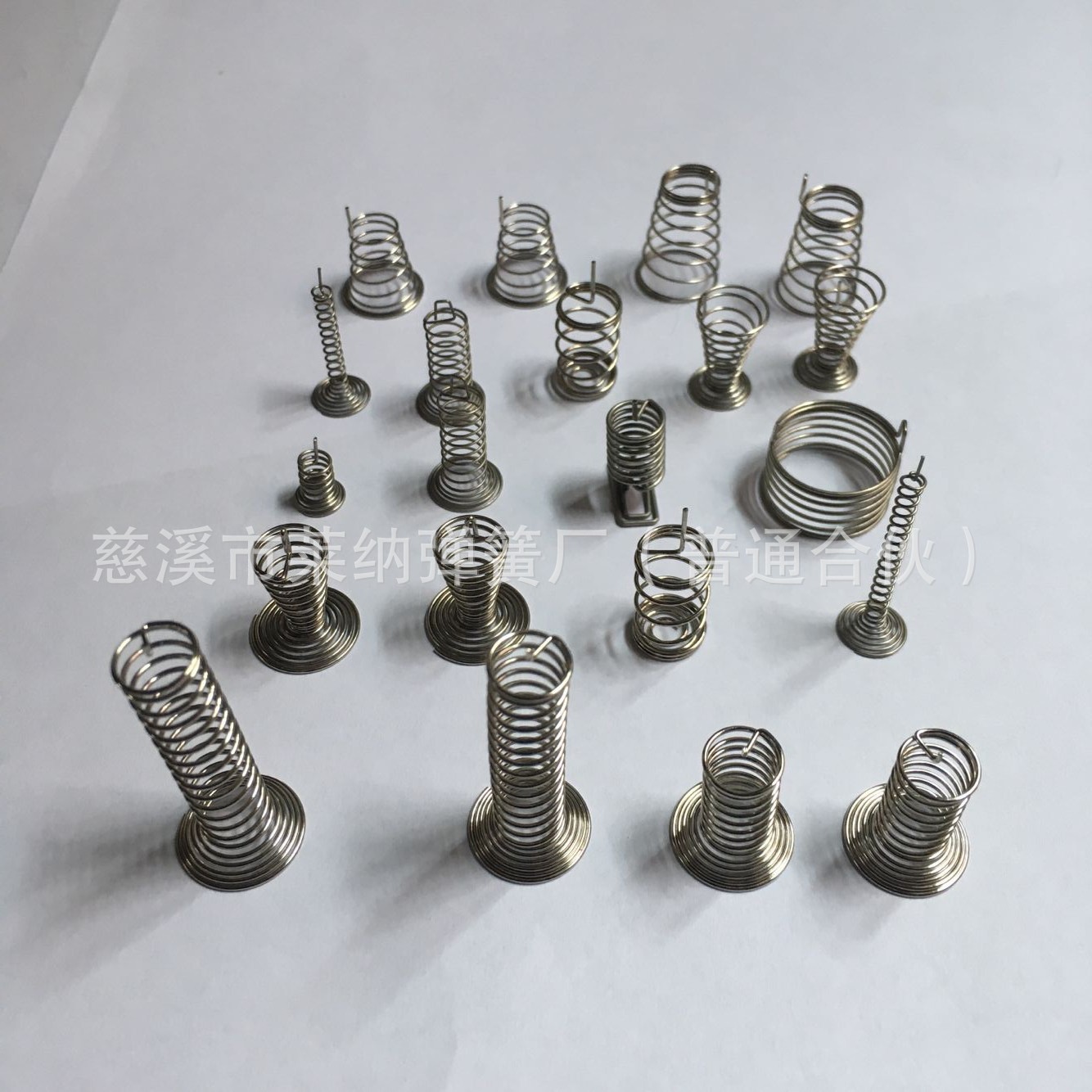 The manufacturer supplies touch springs, torsion switch springs, key springs, nickel-plated induction springs Application Scenario