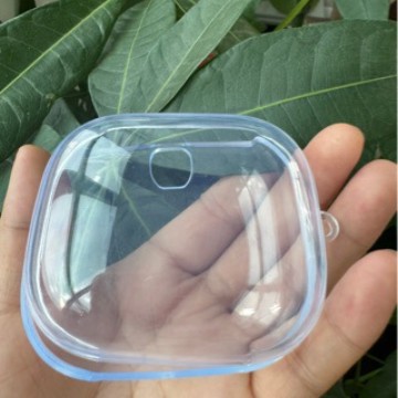 This is a high-transparency anti-drop earphone case for the Powerbeats Pro2 Bluetooth headphones from Magic Sound Application Scenario