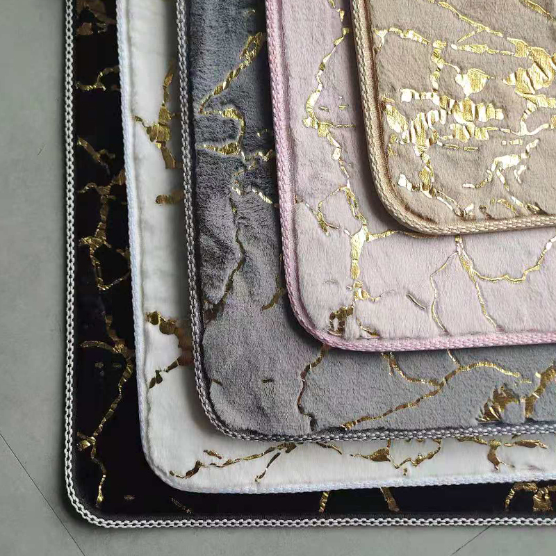 亲肤舒适兔毛绒浴室地垫 大理石纹烫金地垫 小兔毛烫金浴室垫 吸水防滑脚垫 TPR底浴室防滑垫详情10