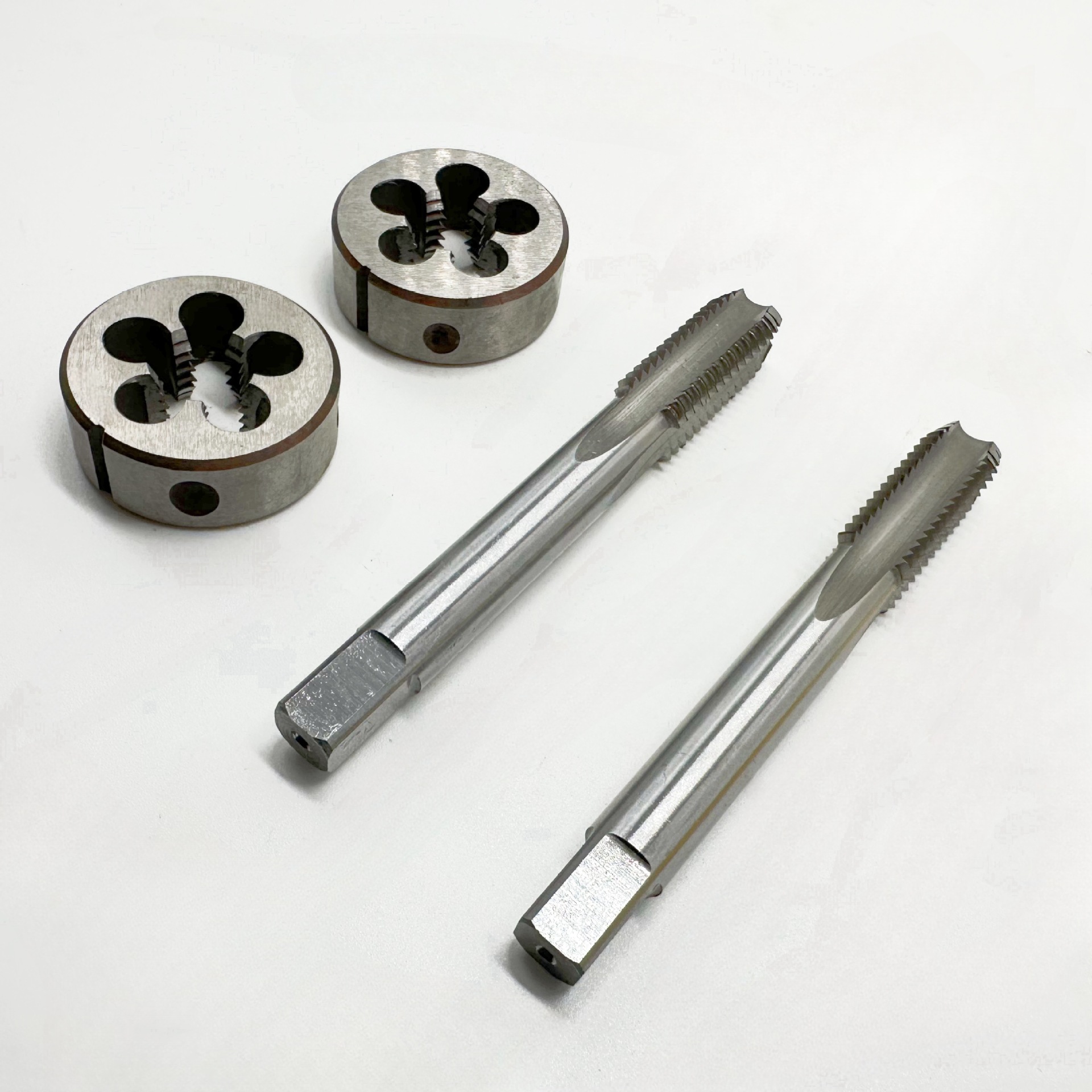 2-piece set of high-speed steel straight groove taps + alloy tool steel taps M3-M30 coarse and fine threads wholesale details Picture