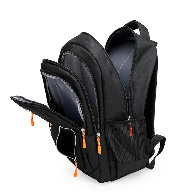 Manufacturer wholesale backpacks, men's business backpacks, fashionable and trendy junior high school student schoolbags, casual travel computer bags Application Scenario