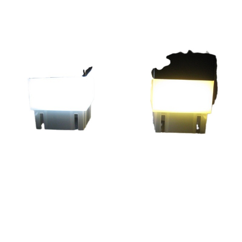 Outdoor solar column head lamp, solar fence and barrier lamp, square aluminum tube 50*50 fence lamp, wooden column lamp Item Picture