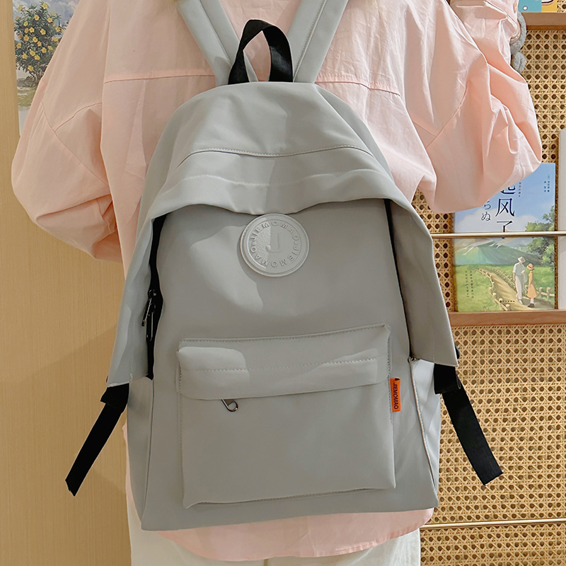 2025 New outdoor schoolbag, backpack, versatile, college student backpack, lightweight computer, large-capacity travel bag Application Scenario