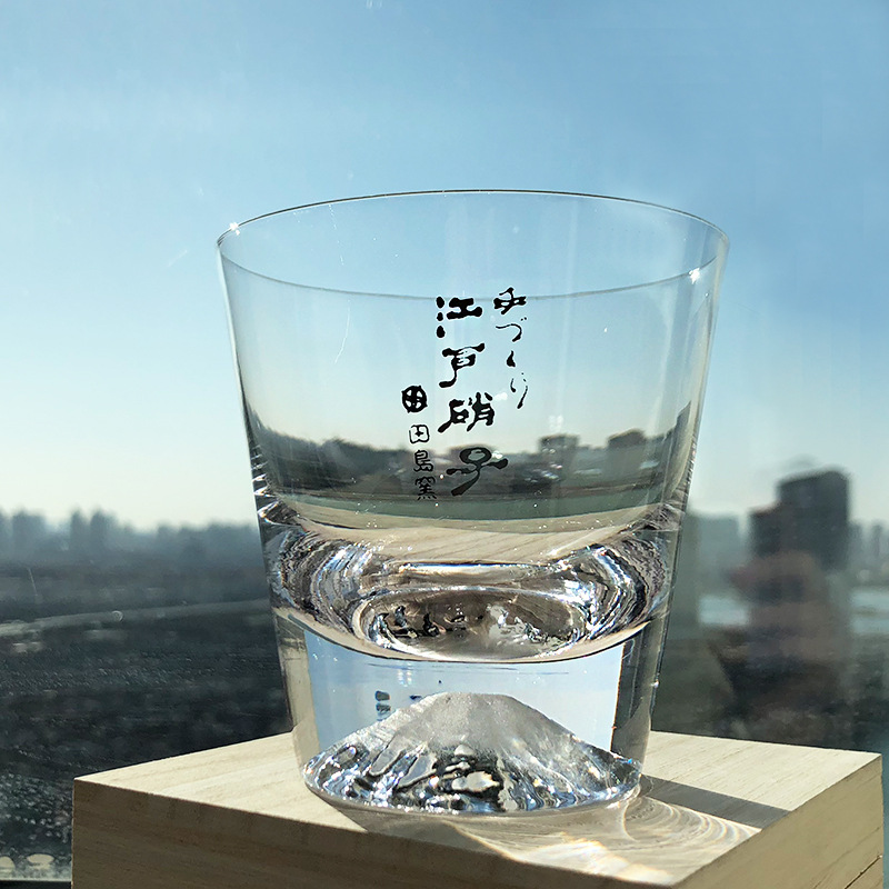 Wholesale of creative Fuji Mountain crystal glass cups, frosted snow Mountain cups, transparent water cups, gift cups that can be paired with wooden boxes details Picture
