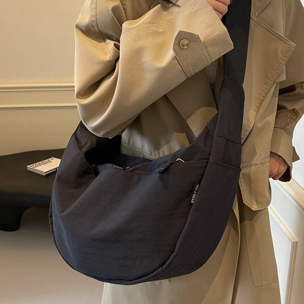 Cross-border crossbody bag 2025 Spring New Style simple, fashionable and versatile commuting dumpling bag, niche design casual single-shoulder bag details Picture