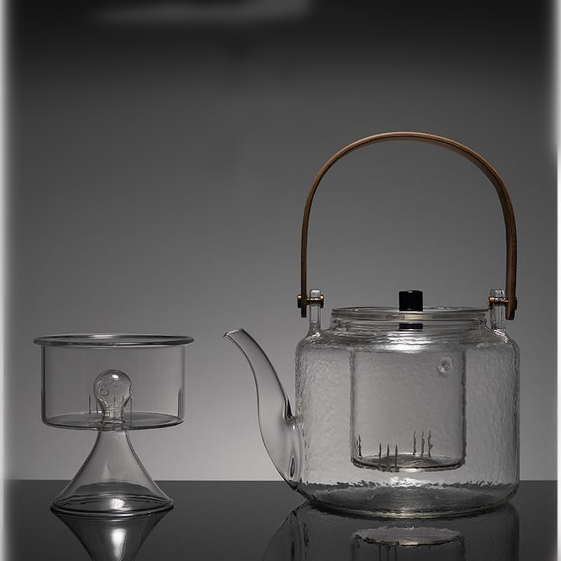 Double-purpose steaming and boiling pot with a leaky handle, high borosilicate glass steaming and boiling one-piece handle, large household steaming and boiling teapot Application Scenario