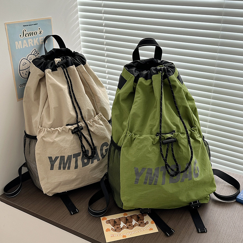 Korean-style outdoor sports, mountain climbing and travel, niche lightweight backpack, drawstring opening, simple and casual student backpack for women Specification drawing