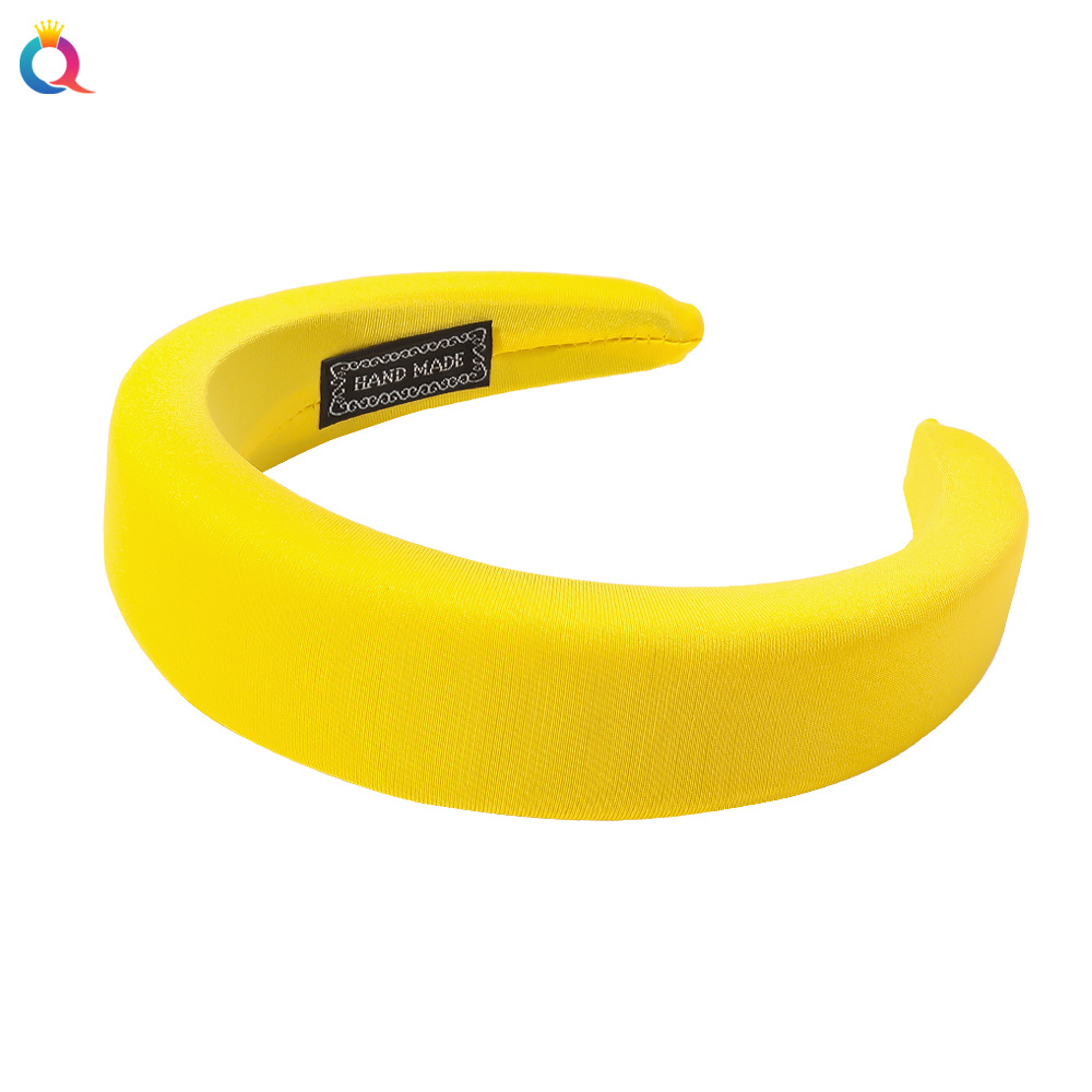 Qiyue's new autumn and winter collection features candy-colored headbands, artistic sponge headbands, simple hair fasteners, and hairpin accessories for women Item Picture