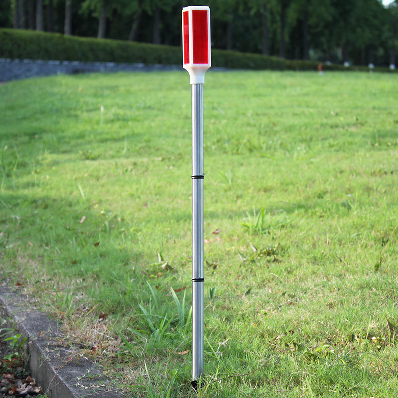 Outdoor solar-powered barrier lights, benchmark lights, warning lights, traffic road obstacle lights, lawn LED strobe lights, signal lights details Picture