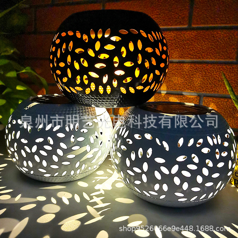 Factory-direct heating sales cross-border outdoor ironwork solar lamps, ceramic-like hollowed-out lawn lamps, and courtyard landscape lanterns Application Scenario
