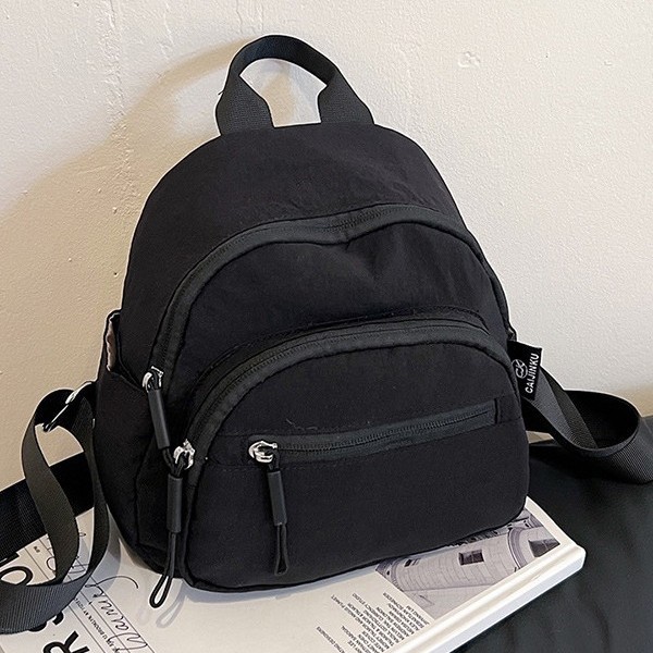 New backpack with large capacity and multiple pockets, practical backpack, lightweight and versatile, casual travel and commuting bag, small backpack details Picture