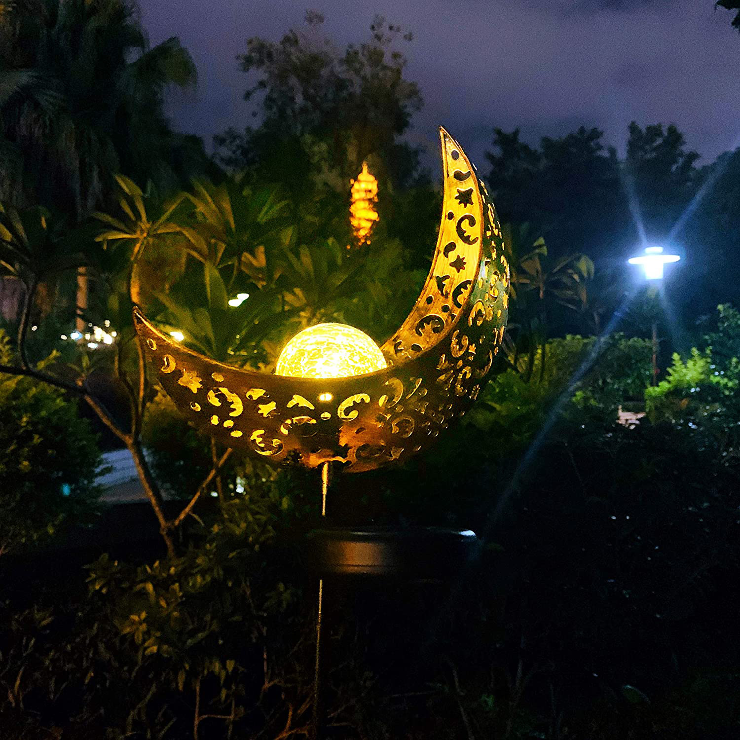Amazon solar iron art moon ground plug light Outdoor waterproof garden decoration LED courtyard landscape lawn light Application Scenario