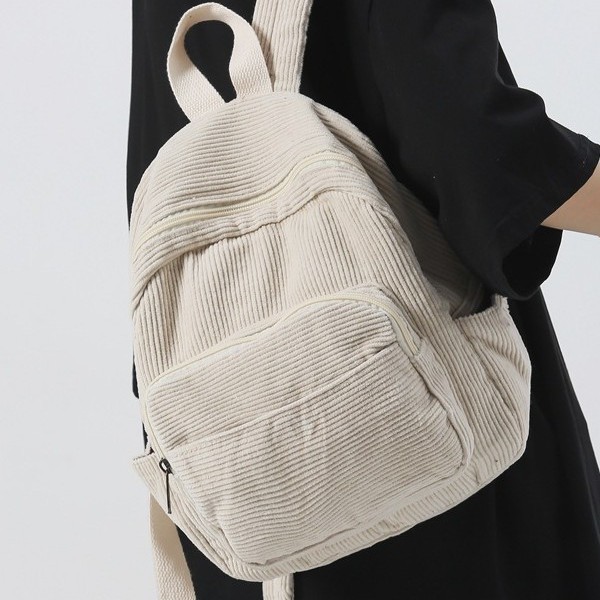 Canvas backpack, women's travel bag, Japanese-style Harajuku small schoolbag, women's forest-style artistic and versatile flat small backpack Application Scenario